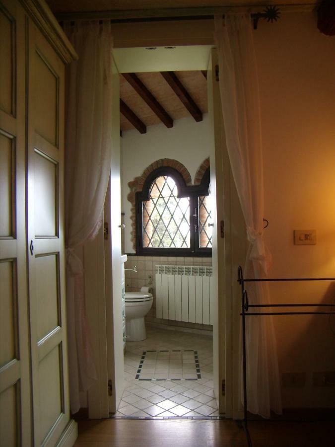 B&B Il Poggetto Montespertoli Bagian luar foto